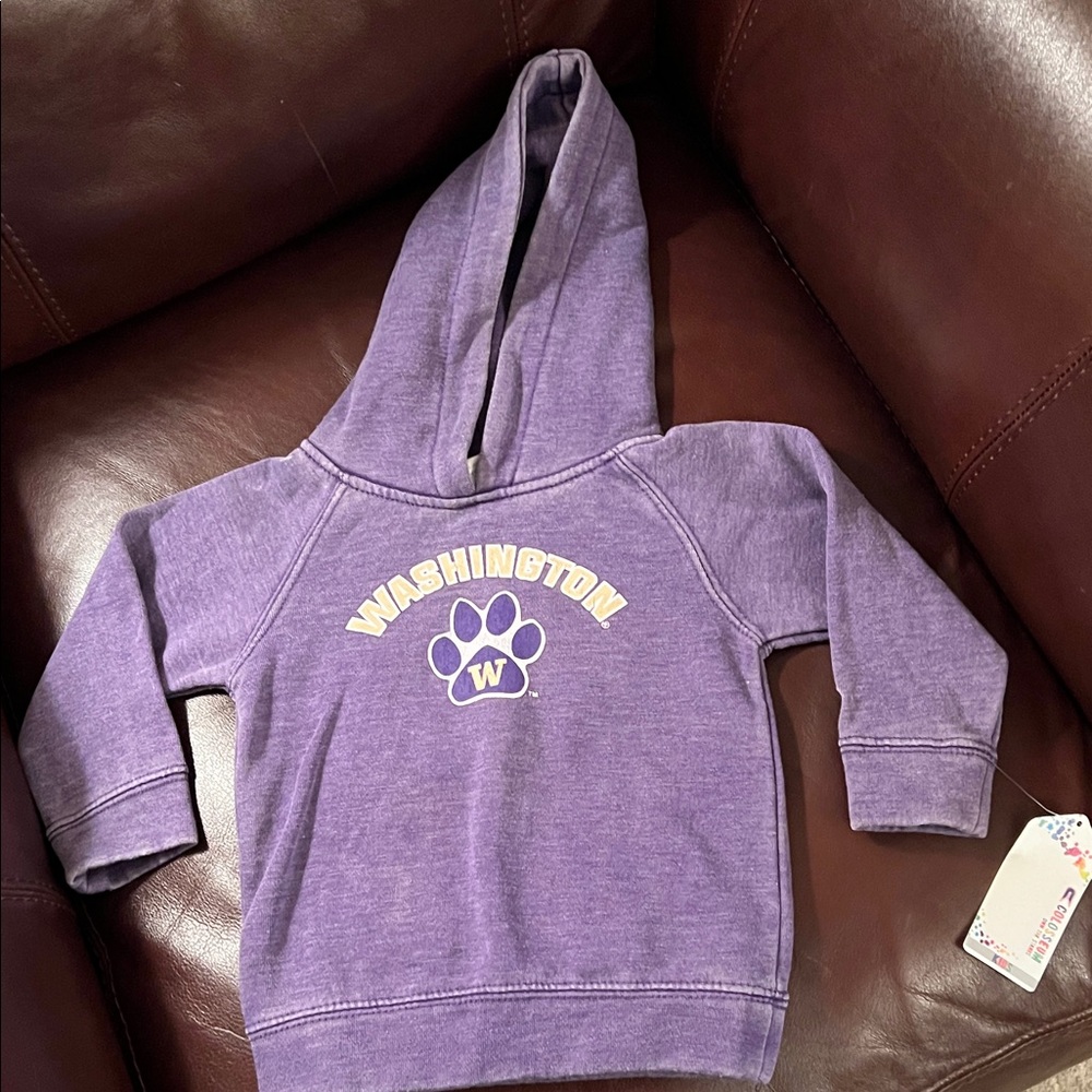 NWT University of Washington Youth Sweatahirt